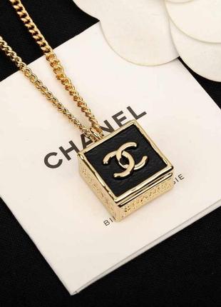 Підвіска chanel