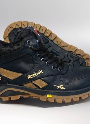 Зимние подростковые кожаные ботинки reebok черные