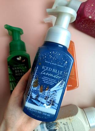 Мило-пінка bath&body works iced blue lavender