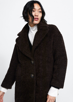 Объемная oversize шуба тедди zara шоколадное меховое пальто овчина