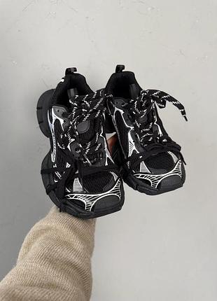 Кросівки жіночі , чоловічі