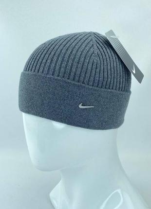 Чоловічі шапки nike розмір 58-61
