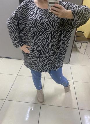 Легкий светр