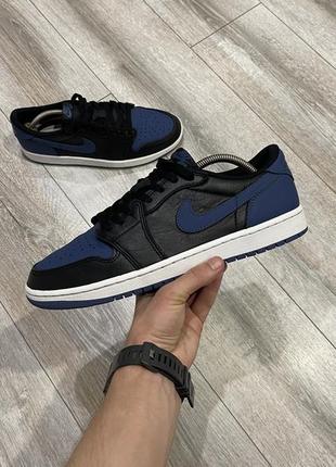 Мужские кожаные кроссовки air jordan 1 retro low og “mystic navy” 44.5 г.