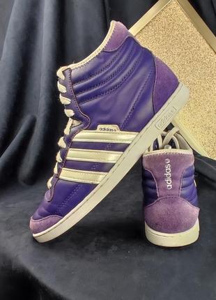 Adidas originals. кроссовки унисекс мужские/ женские. размер 42 стельки 26,5 см.