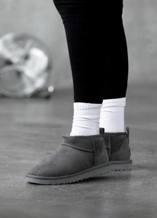 Женские угги ugg classic ultra mini mens ультра мини серого цвета