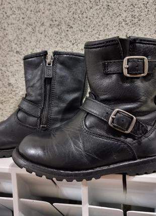 Зимние сапожки ugg 23р