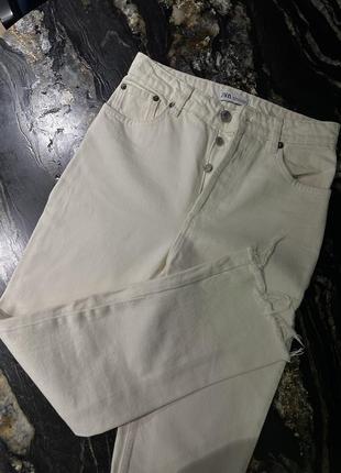 Джинсы zara