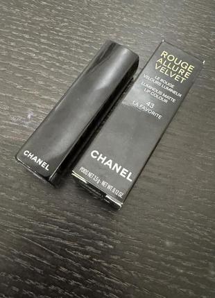 Помада chanel