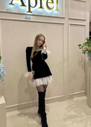 Праздничное платье из бархата