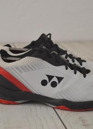 Yonex чоловічі спортивні теннісні кросівки білого кольору оригінал 44.5 45 розмір