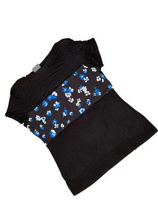 Р. 48-50/l-xl женская чёрная футболка с принтом “синие цветы”