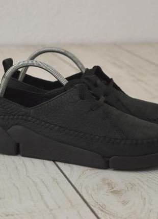 Clarks жіночі шкіряні кросівки оригінал чорного кольору оригінал 38 38.5 розмір