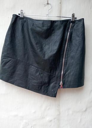 Кожаная черная мини юбка на молнии river island 🖤