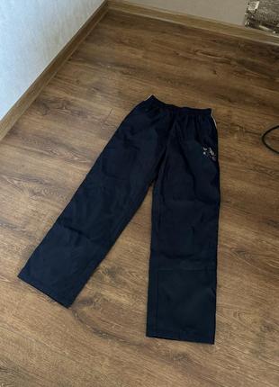 Фирменные зимние водонепроницаемые теплые брюки плащевка рост 158