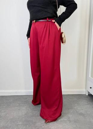 Жіночі брюки