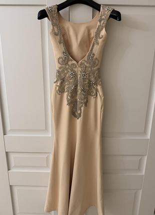 Вечірня сукня рибка