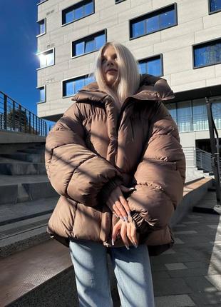 Жіночий пуховик оверсайз коричневий