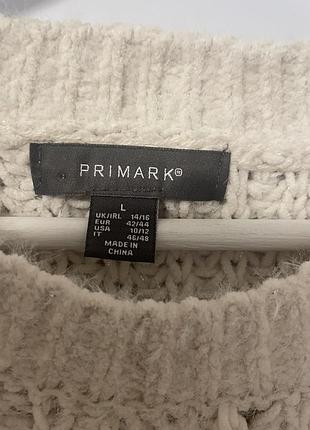 Светер молочний нарядний 3