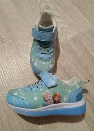 Кросівки  frozen мигаюча підошва