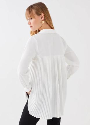Кофточка молочного кольору зі спинкою пліссе s-m