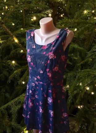 Розпродаж! шикарна чорна сукня з квітами 
✨🖤🛒🛍️