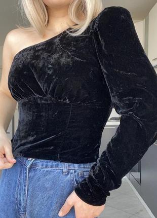 Велюровая кофта с пышным рукавом 🖤