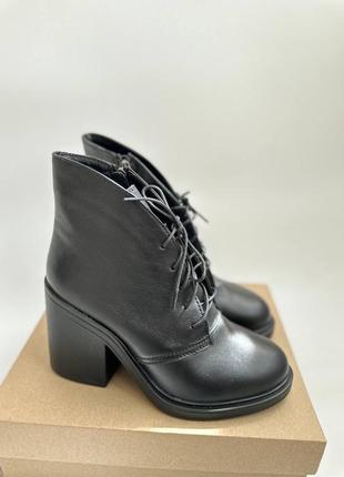 Женские ботильоны