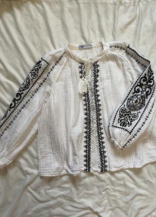 Вишиванка вишита сорочка zara