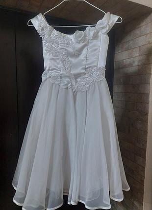 Святкова сукня