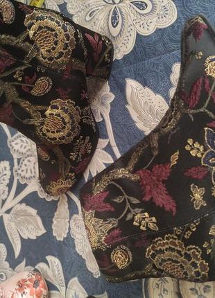 F&f uk4 37p шикарні ботильйони з вишивкою золотом