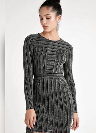 Платье bershka