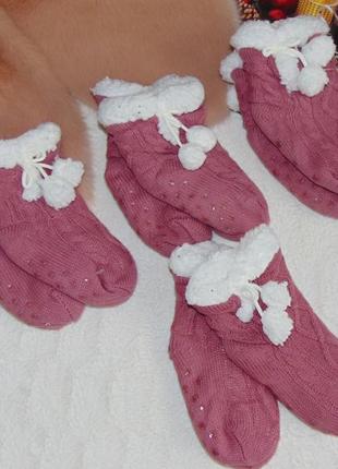 Чудові теплющі шкарпетки  на штучному хутрі