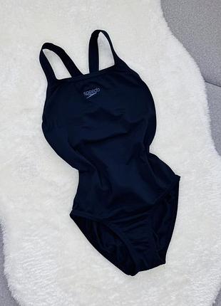 Суцільний спортивний купальник для басейну