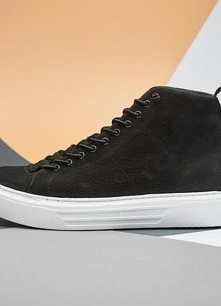 Зимові молодіжні чоловічі черевики gross кросівки кеди на хутрі чорні на білій високій під...