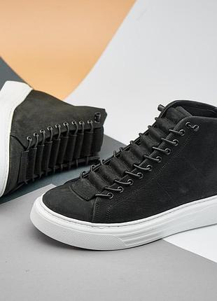 Зимові молодіжні чоловічі черевики gross кросівки кеди на хутрі чорні на білій високій під...