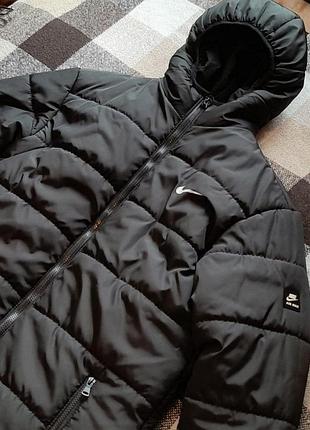 Чоловічий пуховик