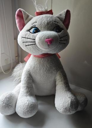 М'яка іграшка біла кішка