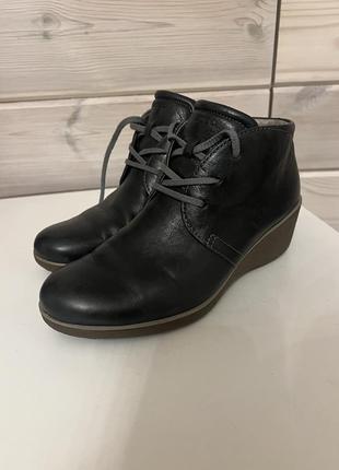 Женские сапоги ecco