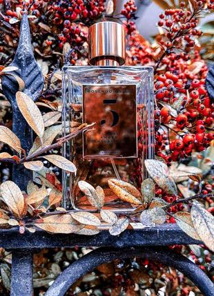 Rosendo mateu no 5 floral, amber, sensual musk розпив