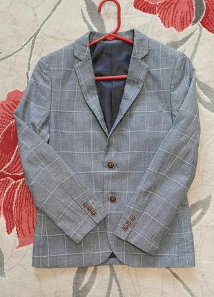 Пиджак для мальчика.