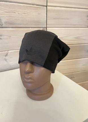 Шапка в стилі adidas