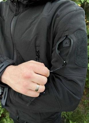 Тактическая куртка softshell