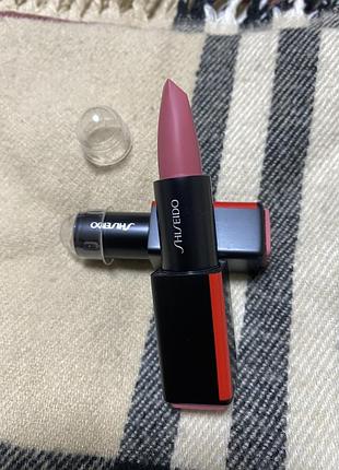 👄 помада для губ shiseido 526 kitten heel modernmatte