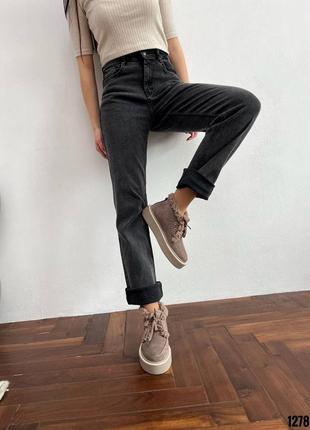 Темно бежевые натуральные замшевые зимние ботинки лоферы на шнурках шнуровке с мехом...