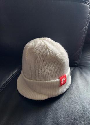 Шапка з козирком nike