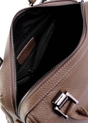 Вмісткі шкіряні сумки в кольорах5 фото