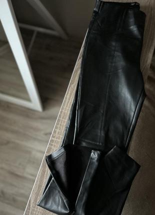 Леггинсы zara с разрезами