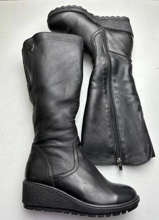 Сапоги очень теплые кожаные на танкетке