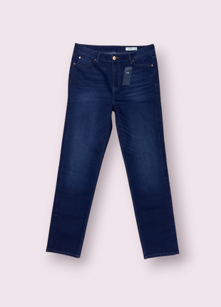 Джинсы прямого кроя